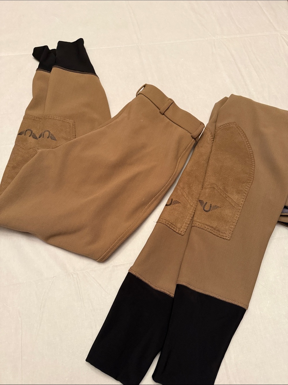 Tuff Rider Tan Riding Breeches bundle with Black Anklets - Picture 2 of 3